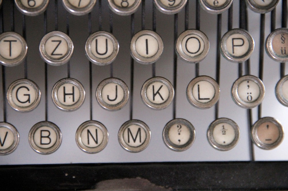 Du betrachtest gerade 11 3/4 Schreibtipps für Selbstständige, die selber texten