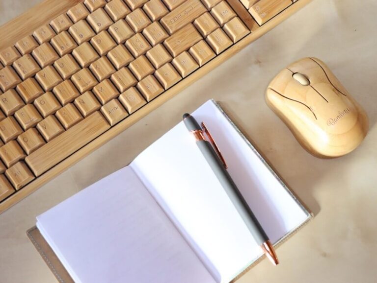 Mehr über den Artikel erfahren So startest du einen Blog in 10 Schritten